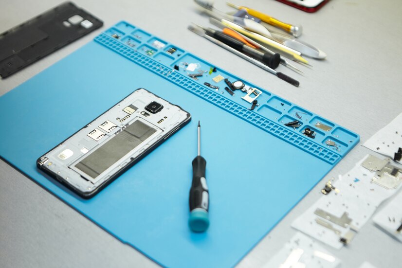 Why NZ Customers Are Choosing Local for Phone Parts & Accessories