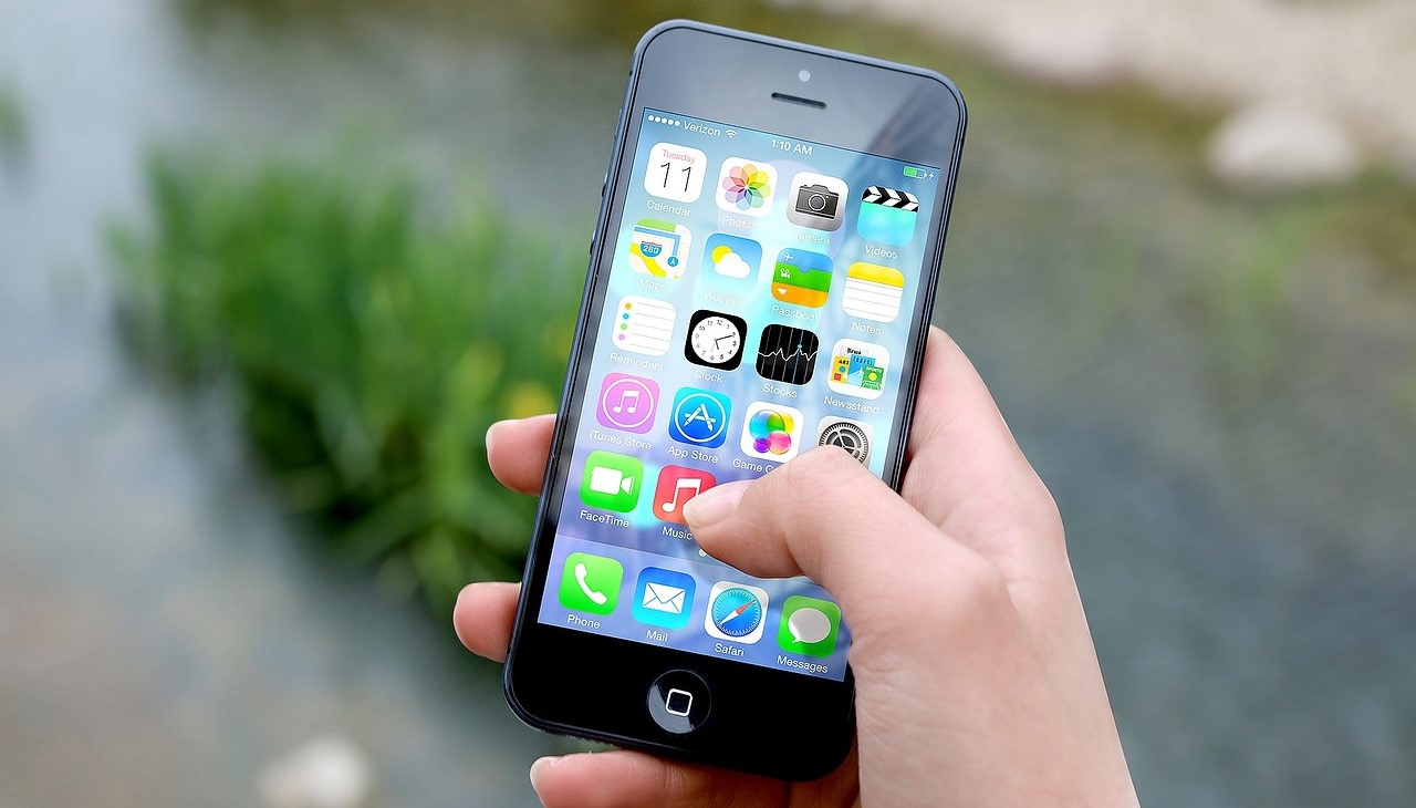 iPhone Phone Accessories